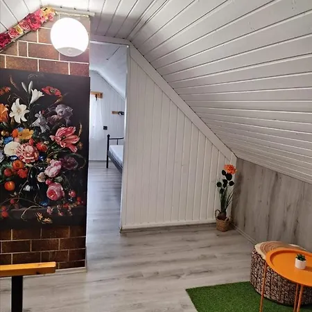 2201 * Gerasdorf bei Wien