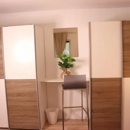 Hébergement de vacances 2201 *